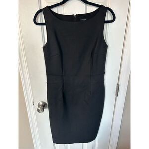 Ann Taylor black work dress stretchy comfy and classy size 8 NWT